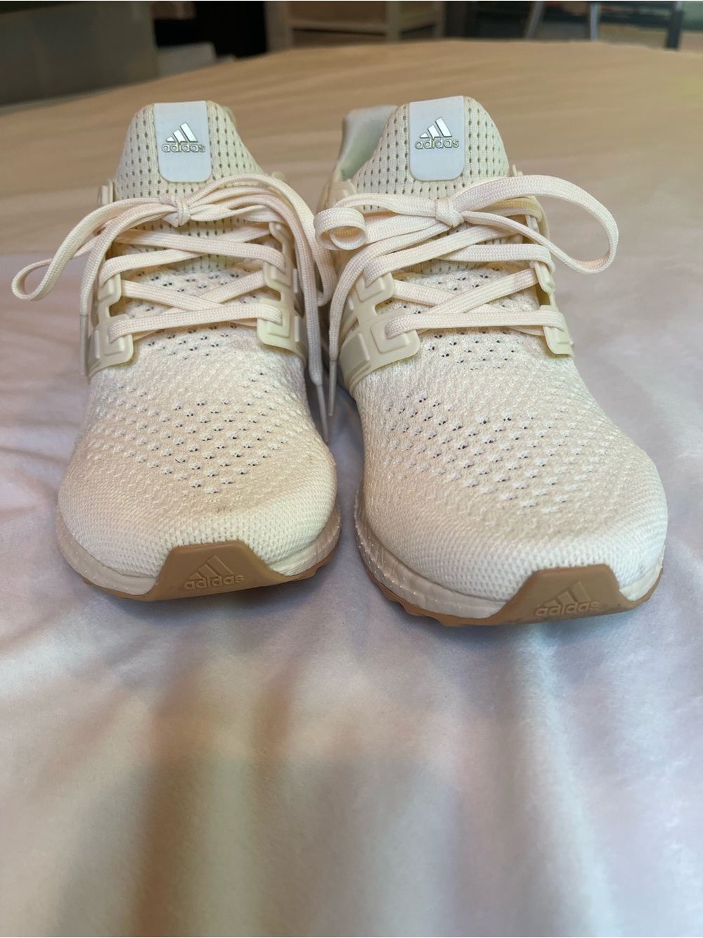 Adidas Ultraboost 1.0 Off White Cream Gum Sole Women’s Running Shoes Size 9.5 - Picture 2 of 9